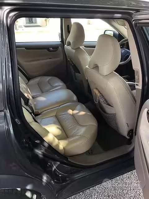 Usata Volvo XC70 185 CV (136 kW) 2007 Marrone Station wagon