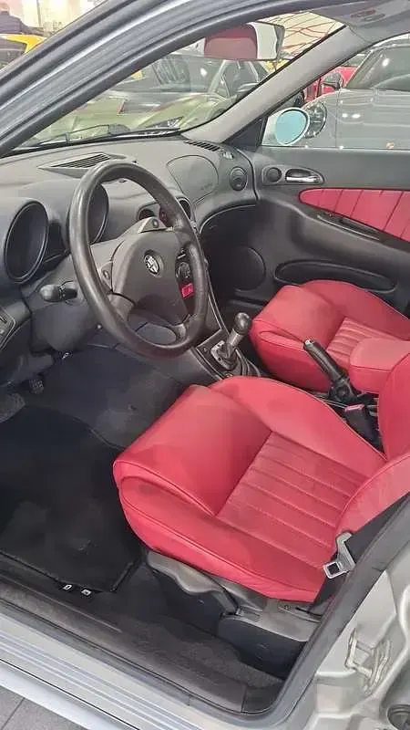 Usata Alfa Romeo 156 155 CV (114 kW) 2000 Berlina