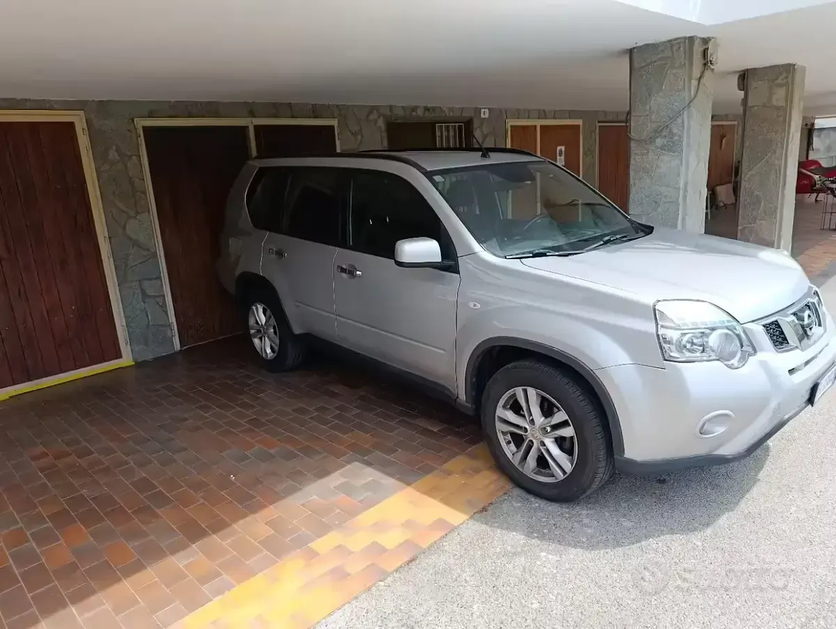 Usata Nissan X-Trail 150 CV (110 kW) 2012 Grigio SUV
