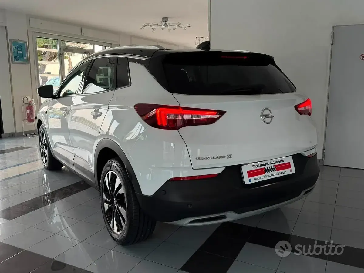 Usata Opel Grandland X Ultimate 131 CV (96 kW) 2020 Bianco SUV