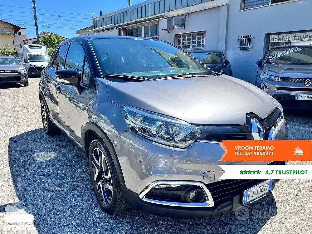 Usata Renault Captur Intens 110 CV (80 kW) 2017 Grigio SUV