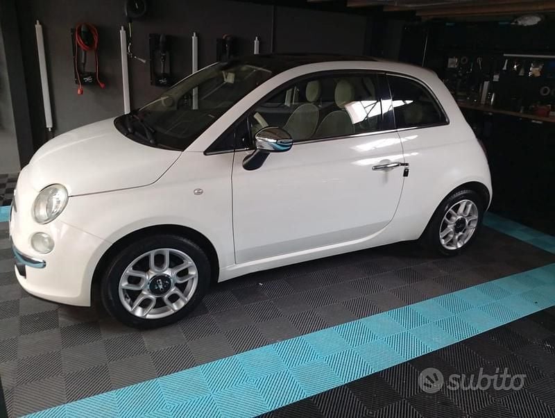 Usata Fiat 500 69 CV (50 kW) 2009 Bianco Utilitaria