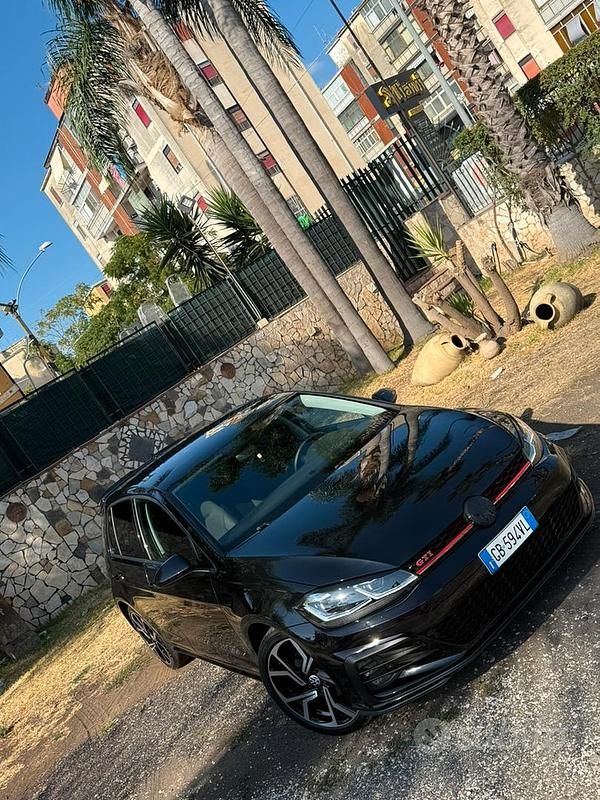 Usata VW Golf VII 2017 Nero Berlina