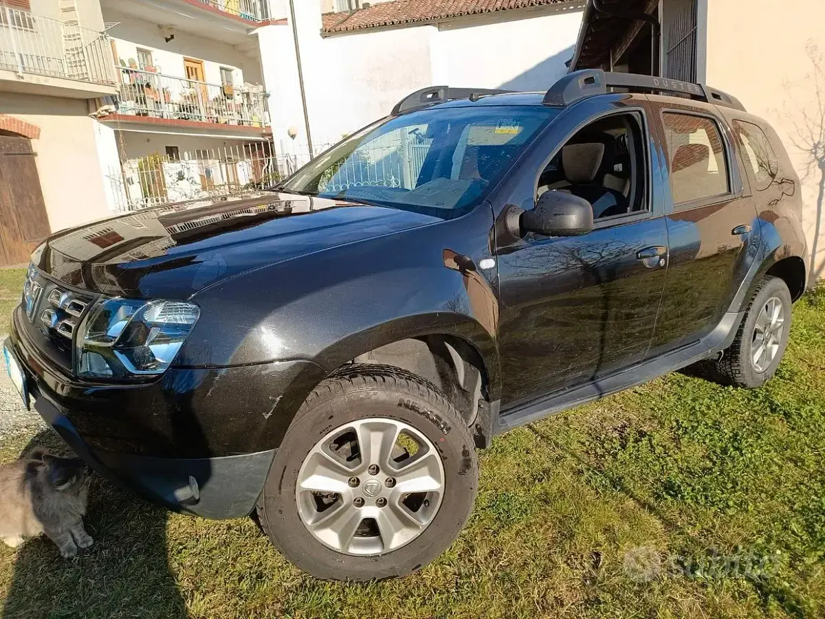 Usata Dacia Duster 114 CV (83 kW) 2017 Nero SUV