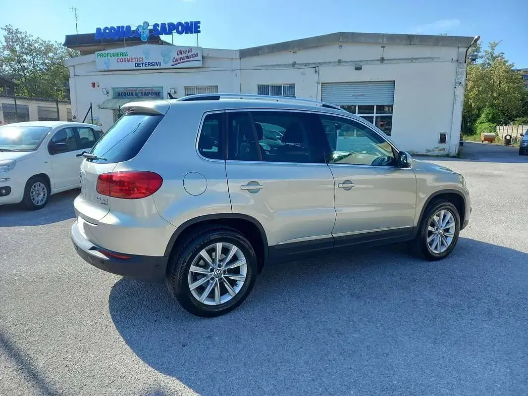 Usata VW Tiguan Sport 140 CV (102 kW) 2012 Grigio SUV