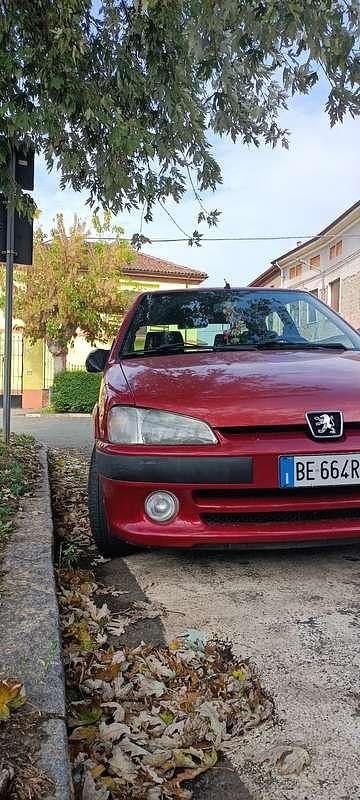 Usata Peugeot 106 Sport 75 CV (55 kW) 1999 Rosso Utilitaria