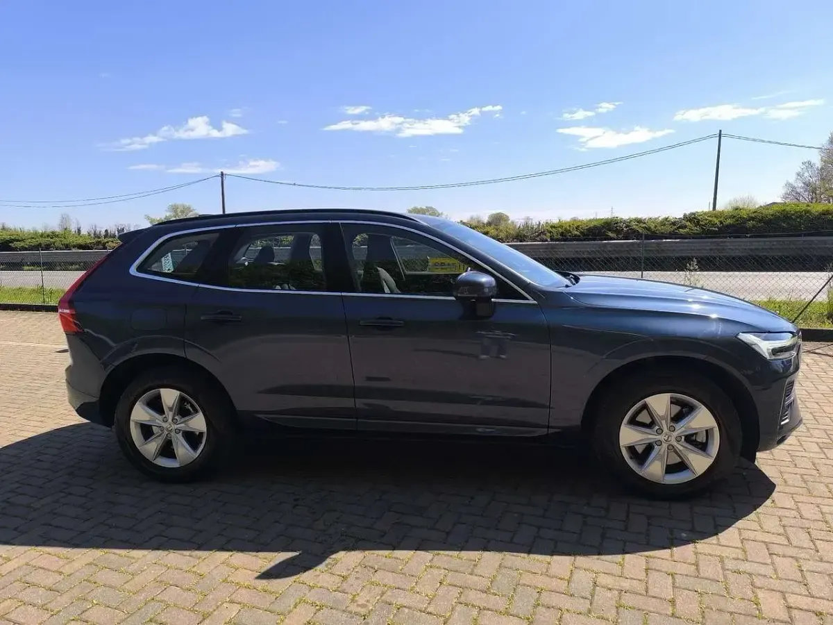 Usata Volvo XC60 Momentum 197 CV (144 kW) 2021 Other SUV