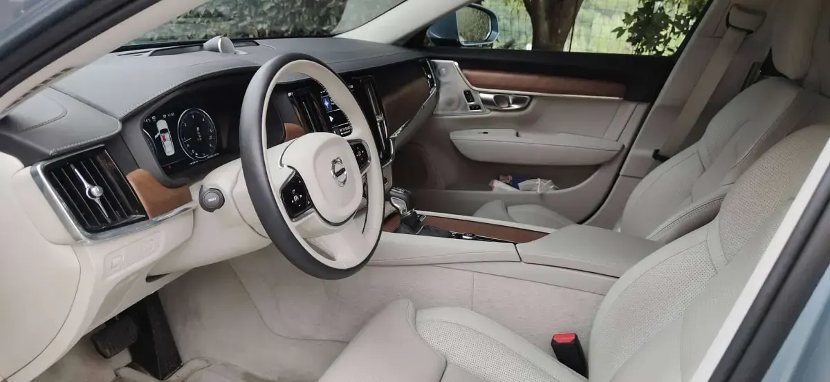 Usata Volvo S90 Inscription 241 CV (177 kW) 2019 Blu/azzurro Berlina