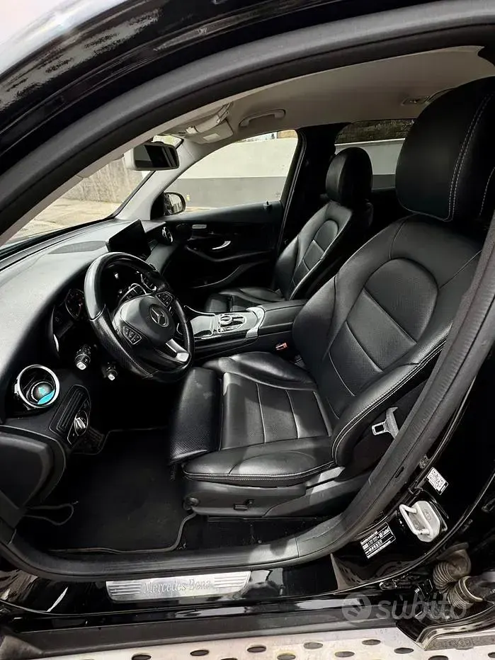 Usata Mercedes GLC250 204 CV (150 kW) 2015 Nero SUV
