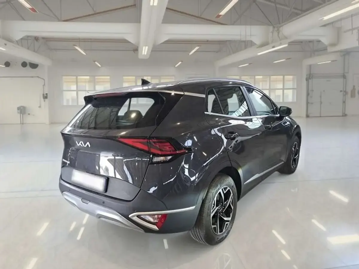 Usata Kia Sportage 136 CV (100 kW) 2023 Grigio SUV