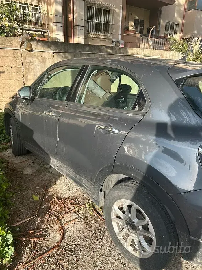 Usata Fiat 500X 120 CV (88 kW) 2016 Grigio SUV