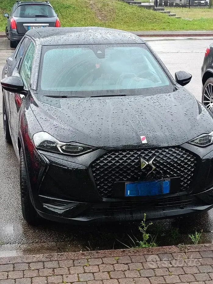 Usata DS Automobiles DS3 102 CV (75 kW) 2019 Nero Monovolume