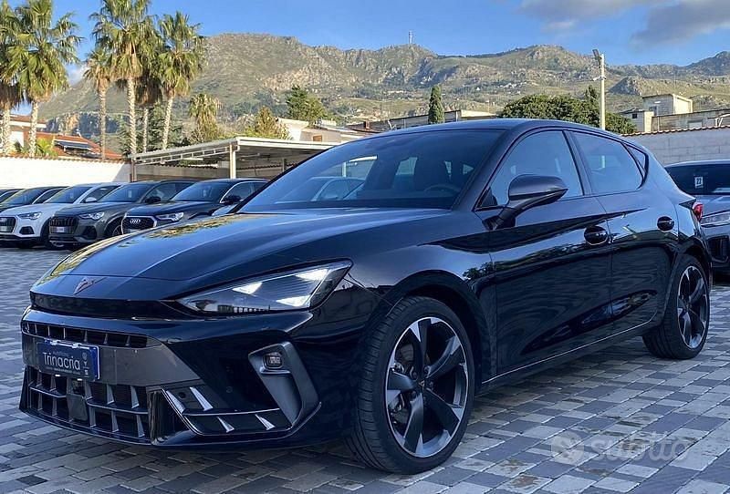 Usata Cupra Leon 150 CV (110 kW) 2025 Nero Berlina