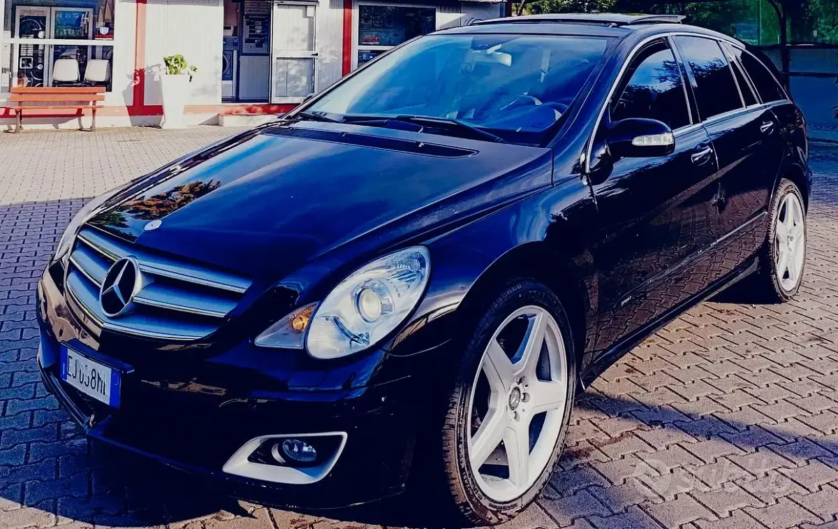 Usata Mercedes R320 224 CV (164 kW) 2006 Station wagon