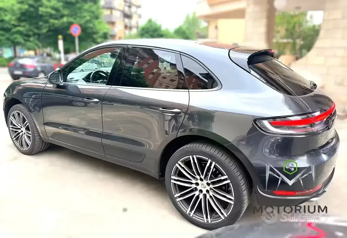 Usado Porsche Macan 245 CV (180 kW) 2020 Gris SUV