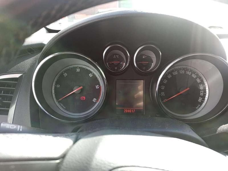 Usata Opel Astra 125 CV (91 kW) 2010 Grigio Berlina