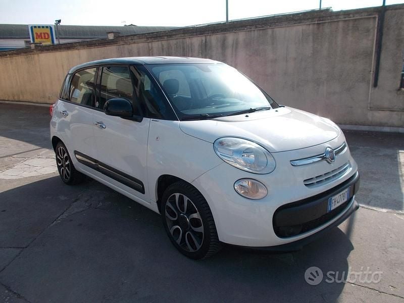 Usata Fiat 500L Opening Edition 95 CV (69 kW) 2012 Bianco Monovolume