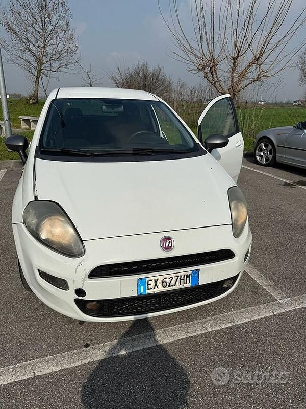 Usata Fiat Grande Punto Street 2014 Bianco Utilitaria