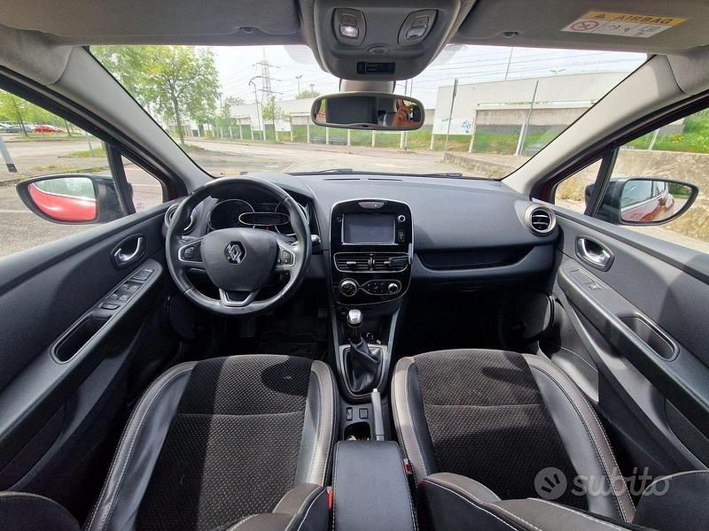 Usata Renault Clio IV Intens 90 CV (66 kW) 2017 Rosso Berlina