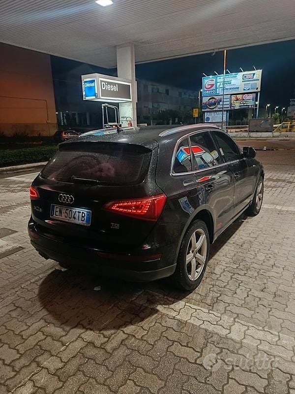 Usata Audi Q5 170 CV (125 kW) 2010 Nero SUV