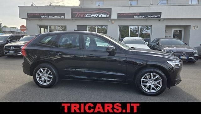 Nero Usata 2020 Volvo XC60 Momentum SUV | 24.490 € (Super prezzo) - Immagine 1/4