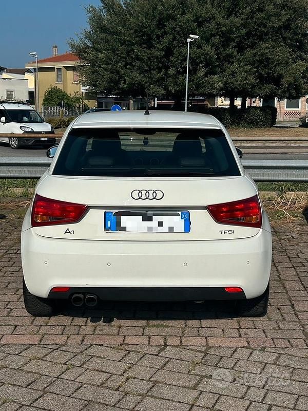 Usata Audi A1 S-Line 122 CV (89 kW) 2011 Bianco Utilitaria