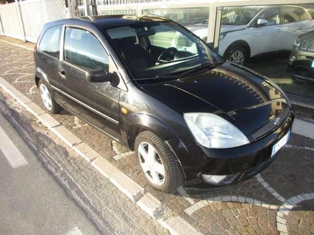 Usato 2004 Ford Fiesta 1.4 Diesel 68 CV (1.490 €)