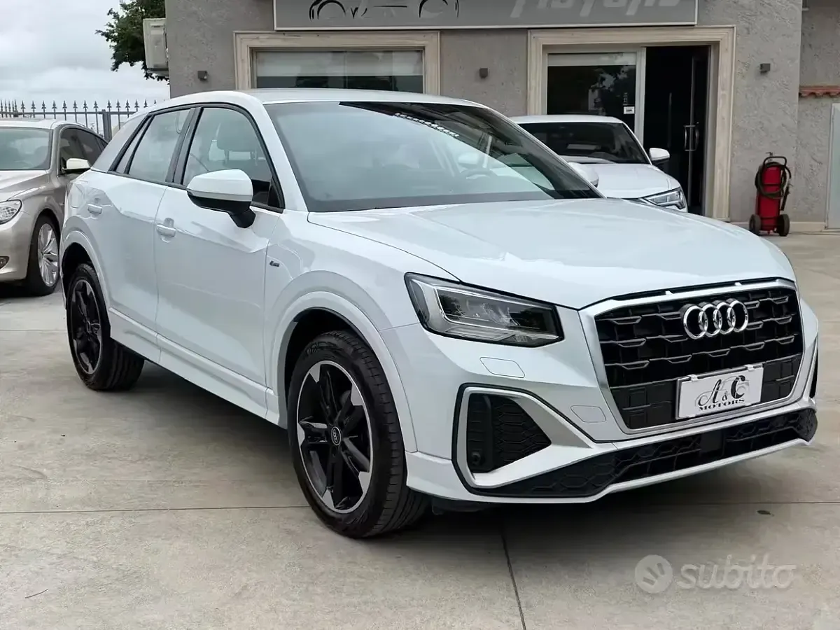 Usado Audi Q2 S-Line 116 CV (85 kW) 2025 Blanco SUV