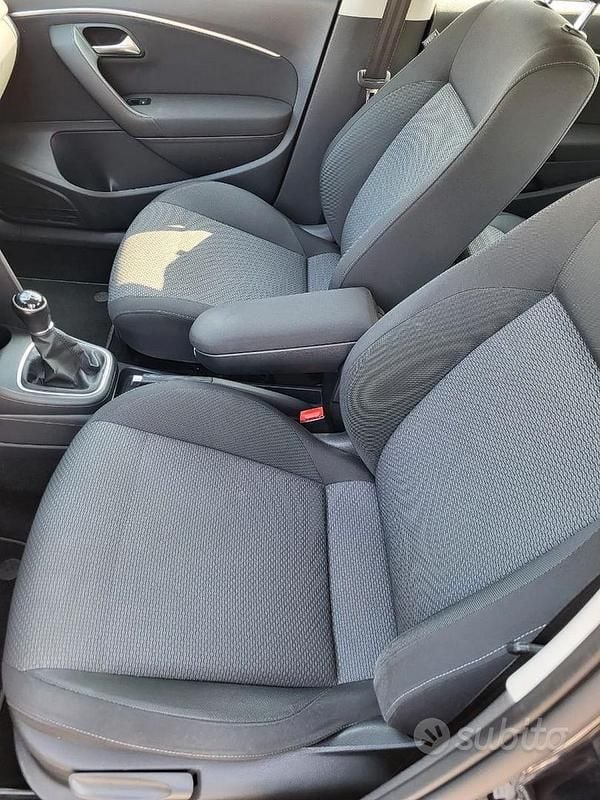 Usata VW Polo Comfortline 90 CV (66 kW) 2016 Nero Berlina