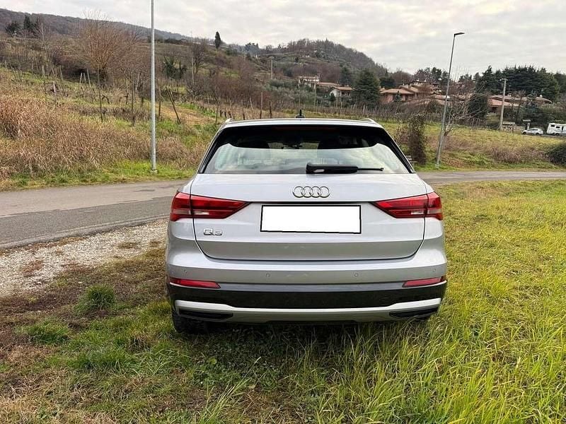 Usata Audi Q3 Advanced 150 CV (110 kW) 2021 Argento SUV