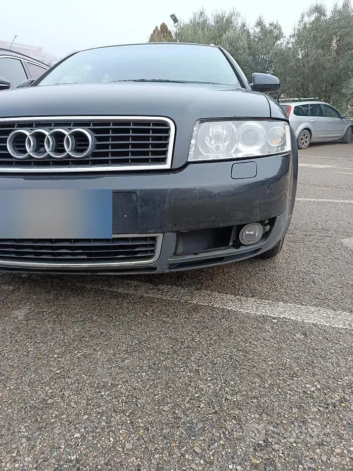Usata Audi A4 130 CV (95 kW) 2003 Nero Station wagon
