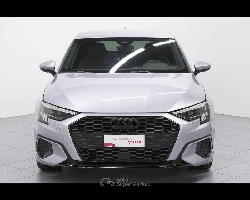 Usata Audi A3 Advanced 150 CV (110 kW) 2022 Argento Berlina