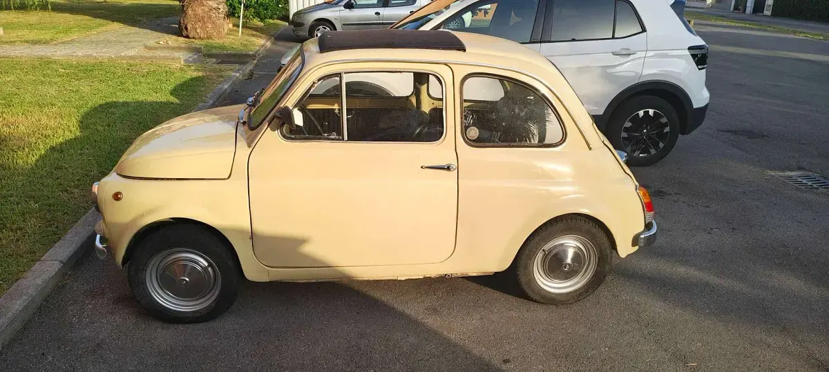 Usata Fiat 500 Lusso 18 CV (13 kW) 1970 Beige Utilitaria