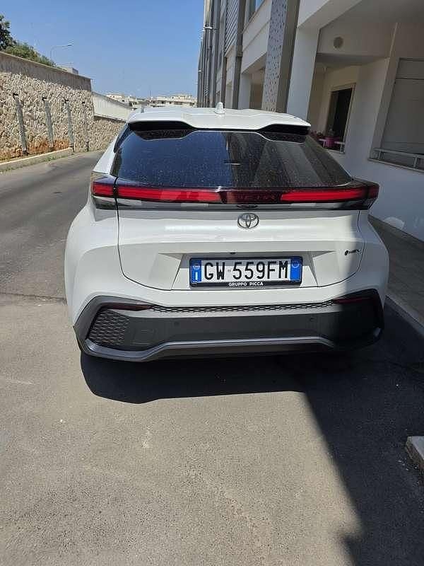 Usata Toyota C-HR Eco 152 CV (111 kW) 2024 SUV