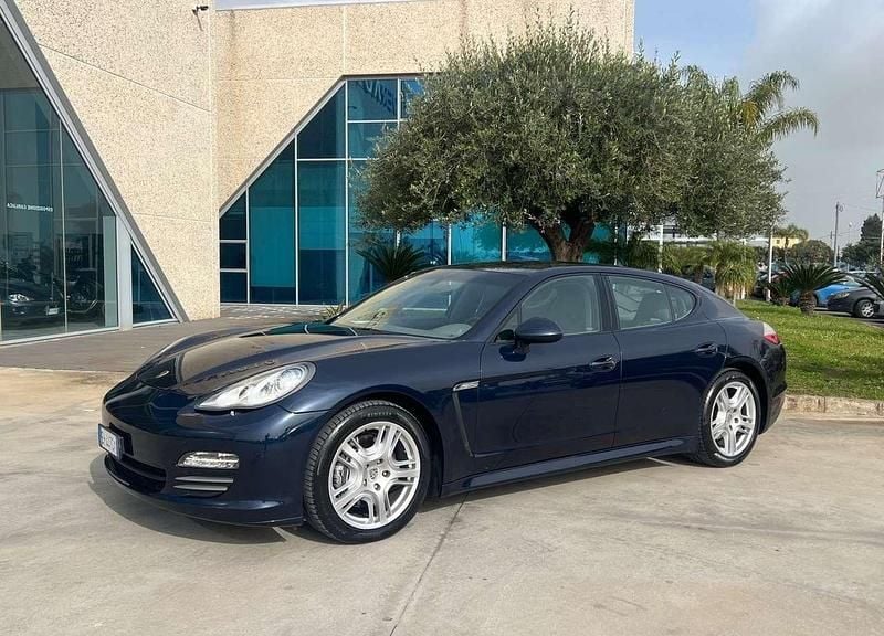 Usata Porsche Panamera 299 CV (219 kW) 2011 Blu Berlina