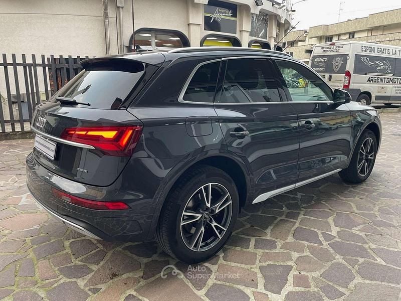 Usata Audi Q5 S-Line 265 CV (194 kW) 2021 Grigio manhattan SUV