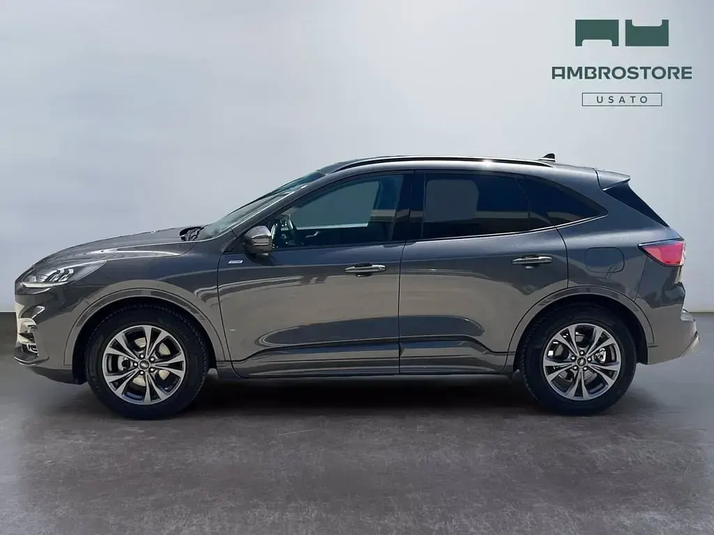 Usata Ford Kuga 150 CV (110 kW) 2023 Magnetic grey SUV