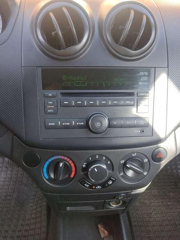 Usata Chevrolet Aveo LS 84 CV (61 kW) 2009 Rosso Berlina