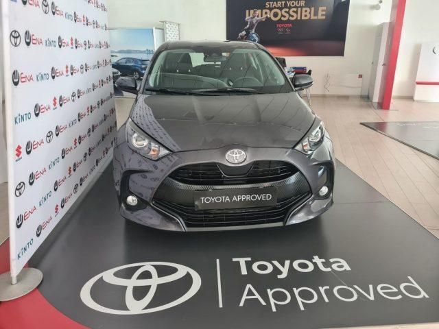 Usata Toyota Yaris Active 72 CV (52 kW) 2022 Antracite Berlina