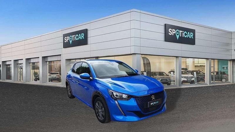 Usata Peugeot 208 Allure 56 kW (77 CV) 2021 Blu vert Utilitaria