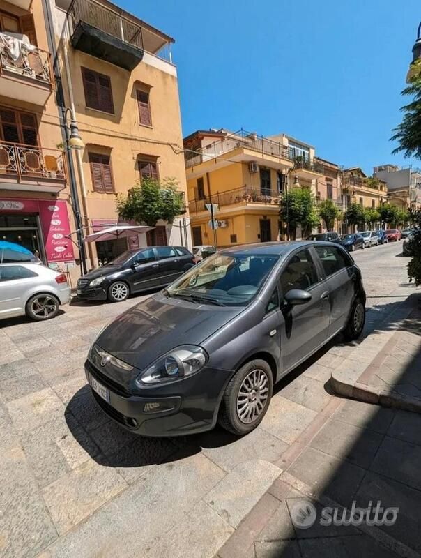 Usata Fiat Punto Evo 75 CV (55 kW) 2012 Utilitaria