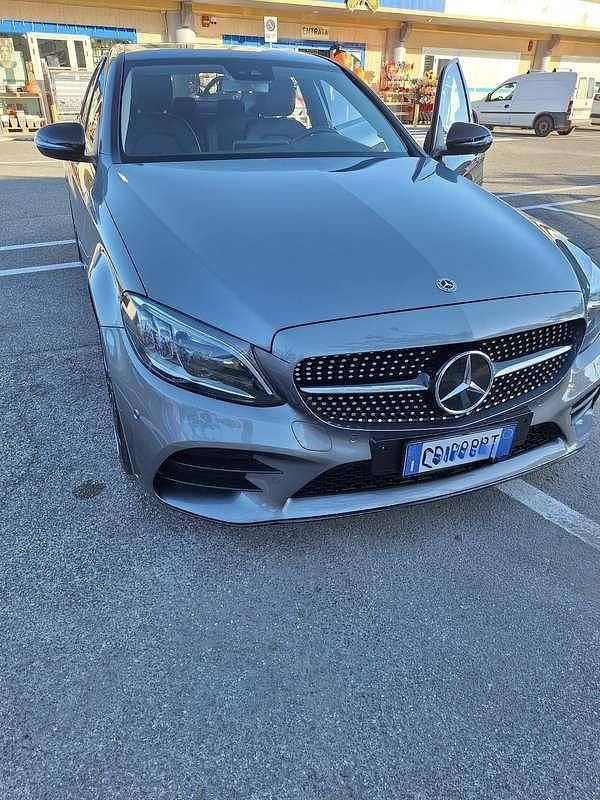 Usata Mercedes C220 Premium 194 CV (142 kW) 2020 Grigio Berlina