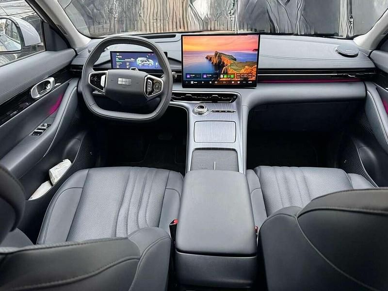 Nuova Geely EX5 160 kW (218 CV) 2026 Moonlight silver SUV