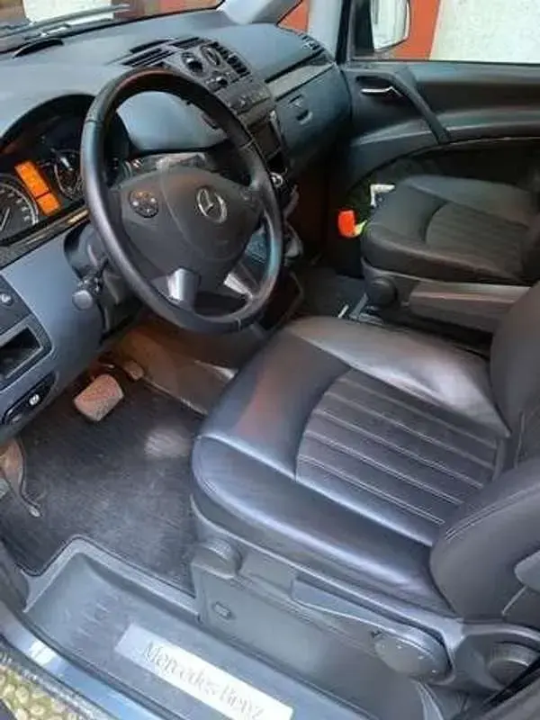 Usata Mercedes Viano 163 CV (119 kW) 2013 Grigio Monovolume