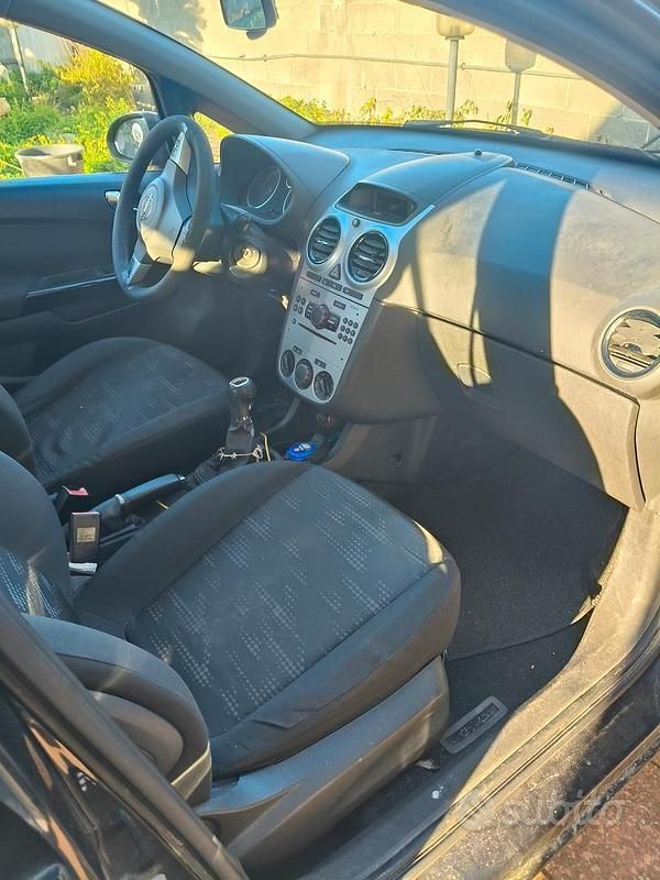 Usata Opel Corsa 2011 Utilitaria
