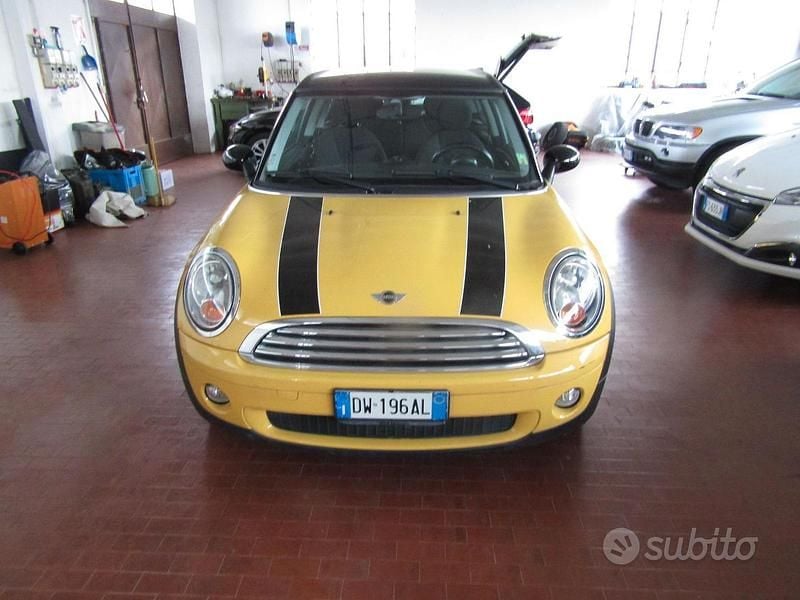 Giallo Usata 2009 Mini Cooper Clubman Chili Station wagon | 4000 € (Ottimo prezzo) - Immagine 1/4
