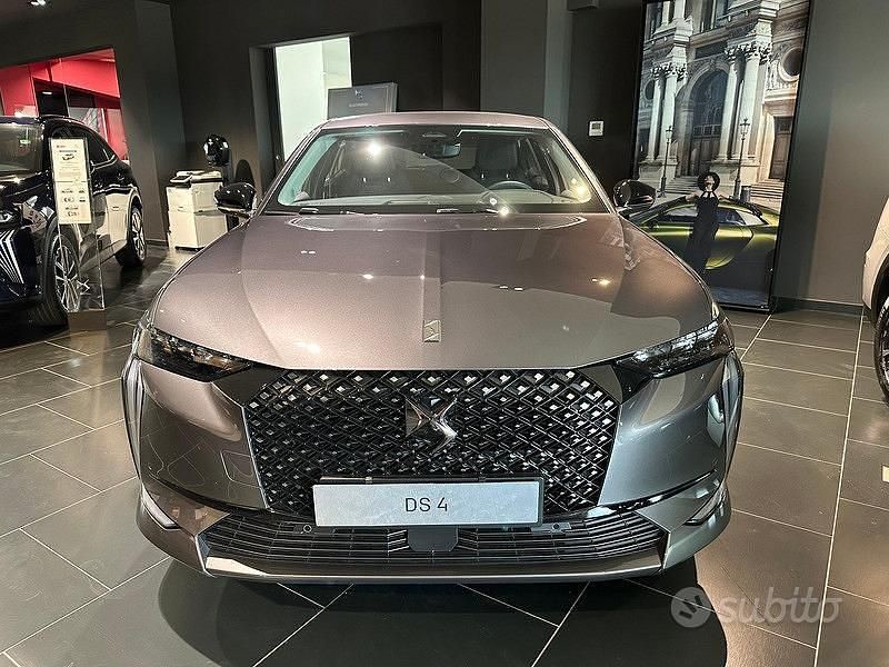 Nuova DS Automobiles DS4 130 CV (95 kW) 2025 Grigio Berlina