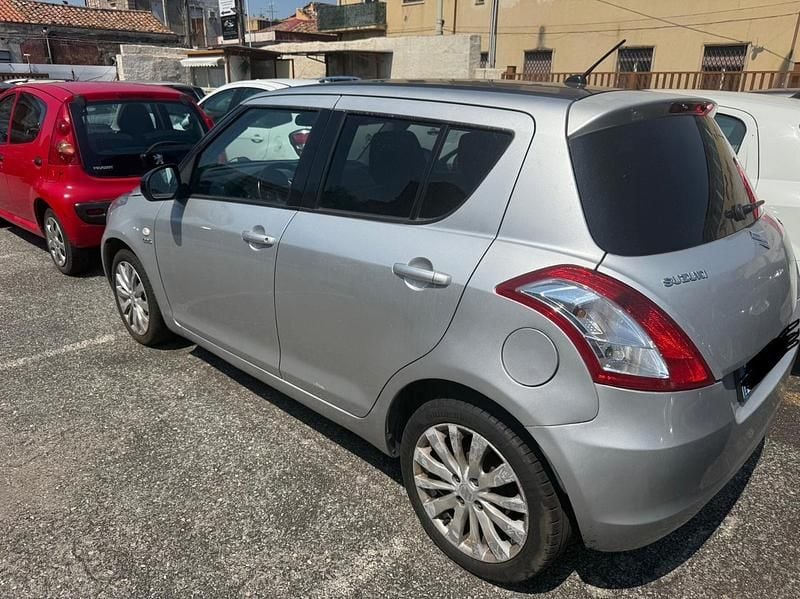 Usata Suzuki Swift 74 CV (54 kW) 2012 Grigio Utilitaria