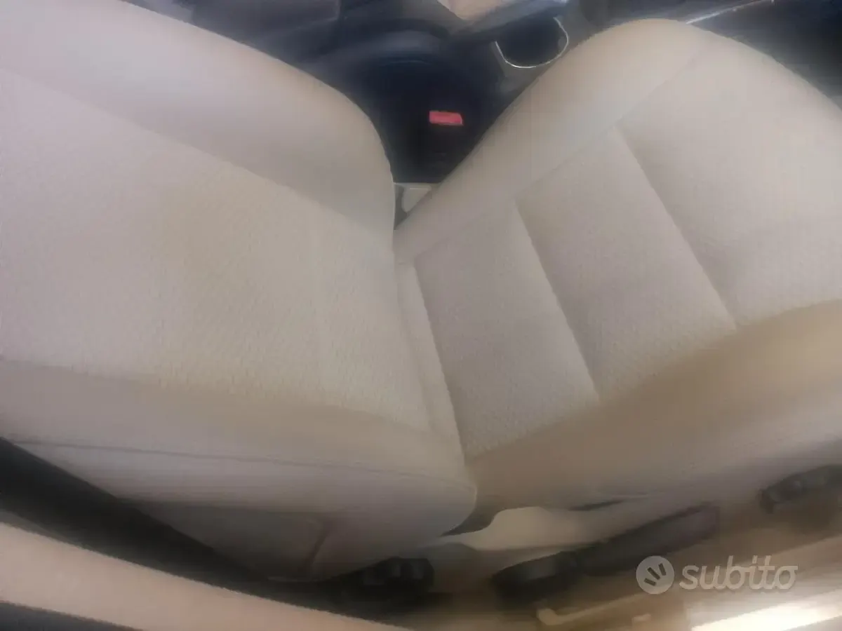 Usata Mercedes A160 95 CV (69 kW) 2012 Utilitaria