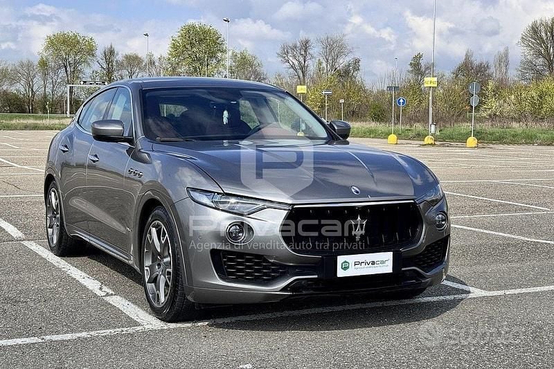 Usata Maserati Levante 250 CV (183 kW) 2017 Grigio SUV